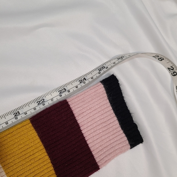 Forever 21 70's Style sweater Size L - Picture 9 of 9